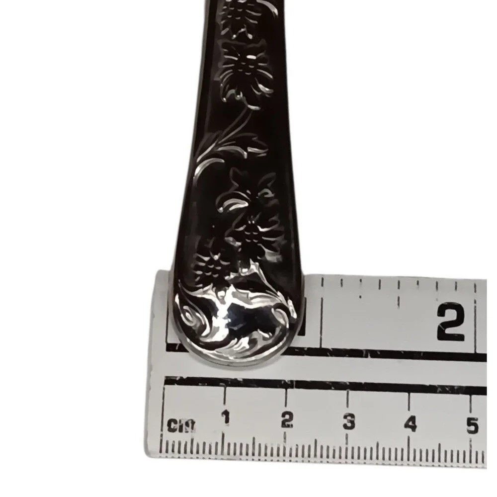 Reed & Barton Queens Garden 9 Dinner Knives Glossy Stainless Flatware Floral
